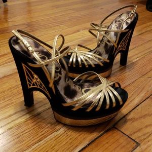 Size 8 Sam Edelman platforms